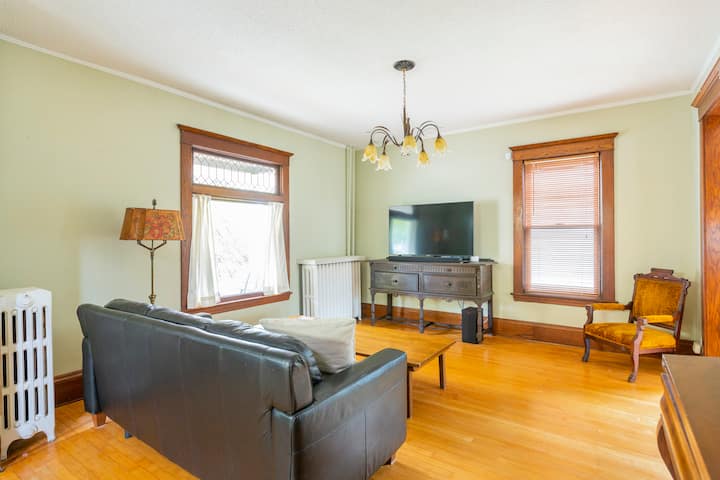 Kingfield Charmer 3 Bed, 1.5 Bath, Ac - Edina, MN