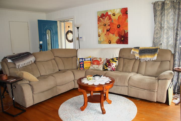 Welcome Home: Families, Pets, Remote Workers - Hagerstown, MD