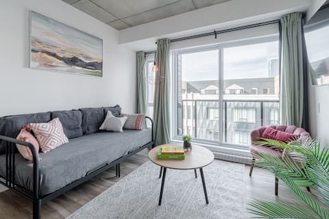 Top Airbnb: Discount start at 2 nights : condo near Old Quebec in Québec