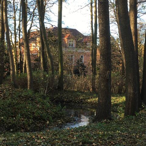 Historic villa with large park/garden/stream