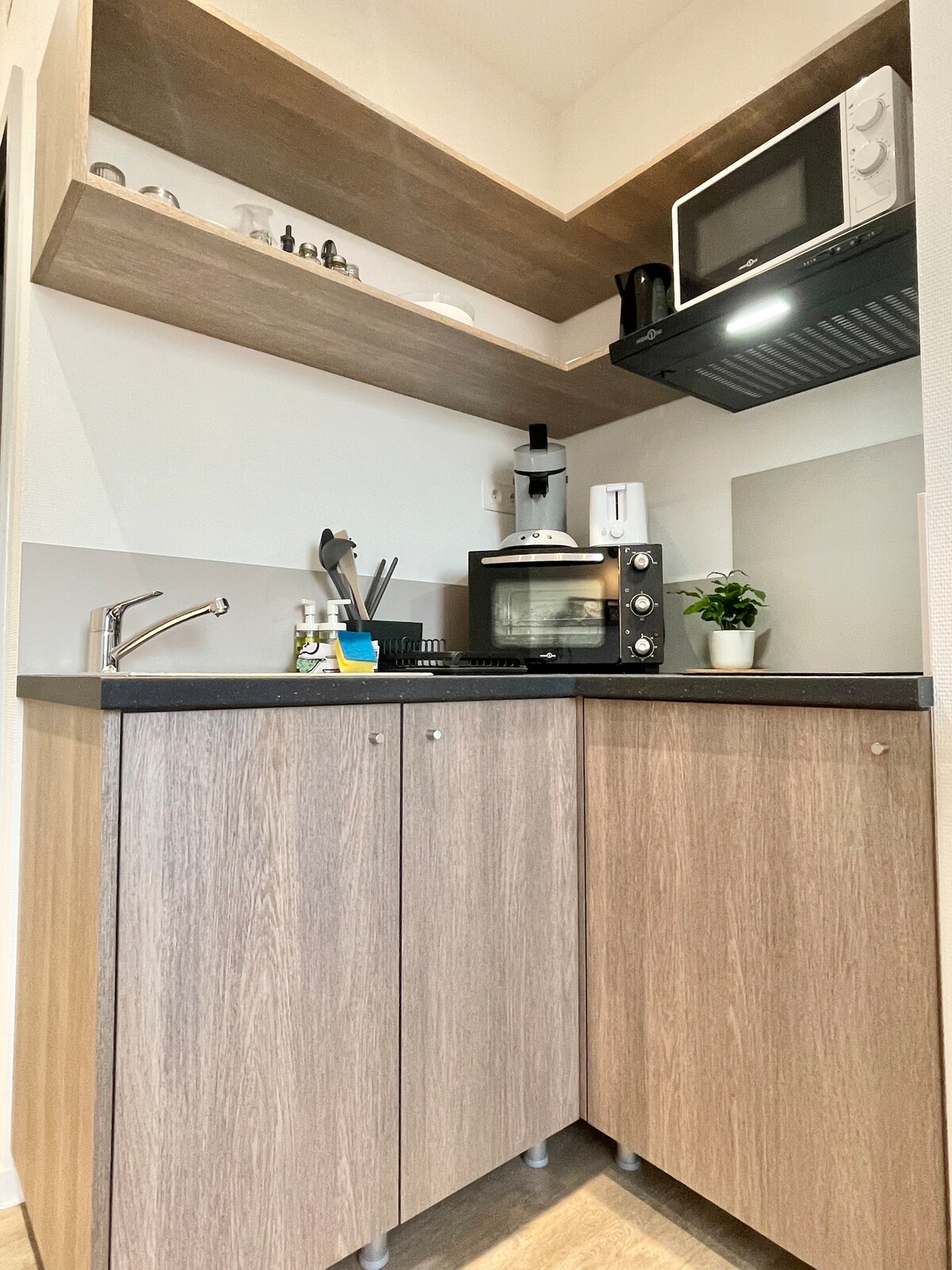 Annuncio Airbnb popolare: "The tax haven" 5 min from Basel a Saint Louis