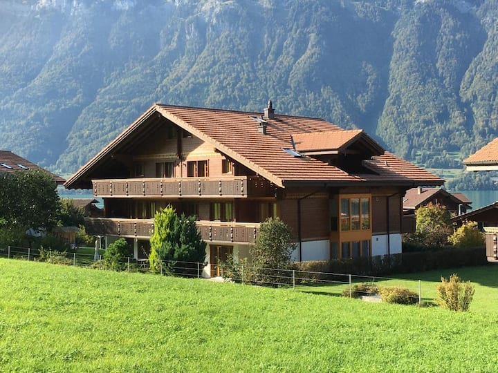 Luxury Family Chalet with Lake & Mountain Views