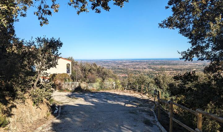 Catalan villa with stunning views