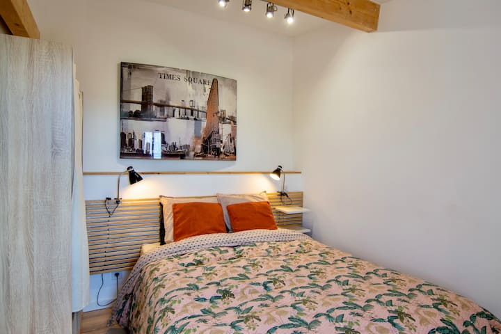 Spavaća soba na 3. katu s garderobom