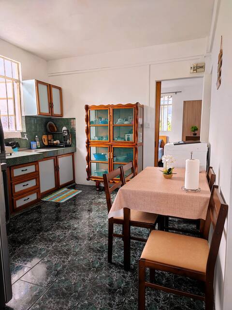 Ideally located penthouse with panoramic views