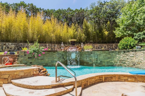 High-End! Private Saltwater Pool+Hot Tub, 1-Story