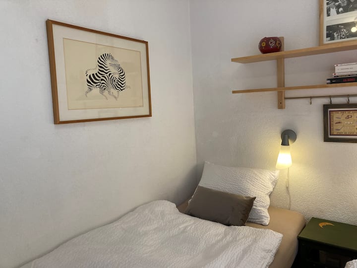 Dormitorio 1 con dos camas de una plaza que se pueden juntar si se desea.