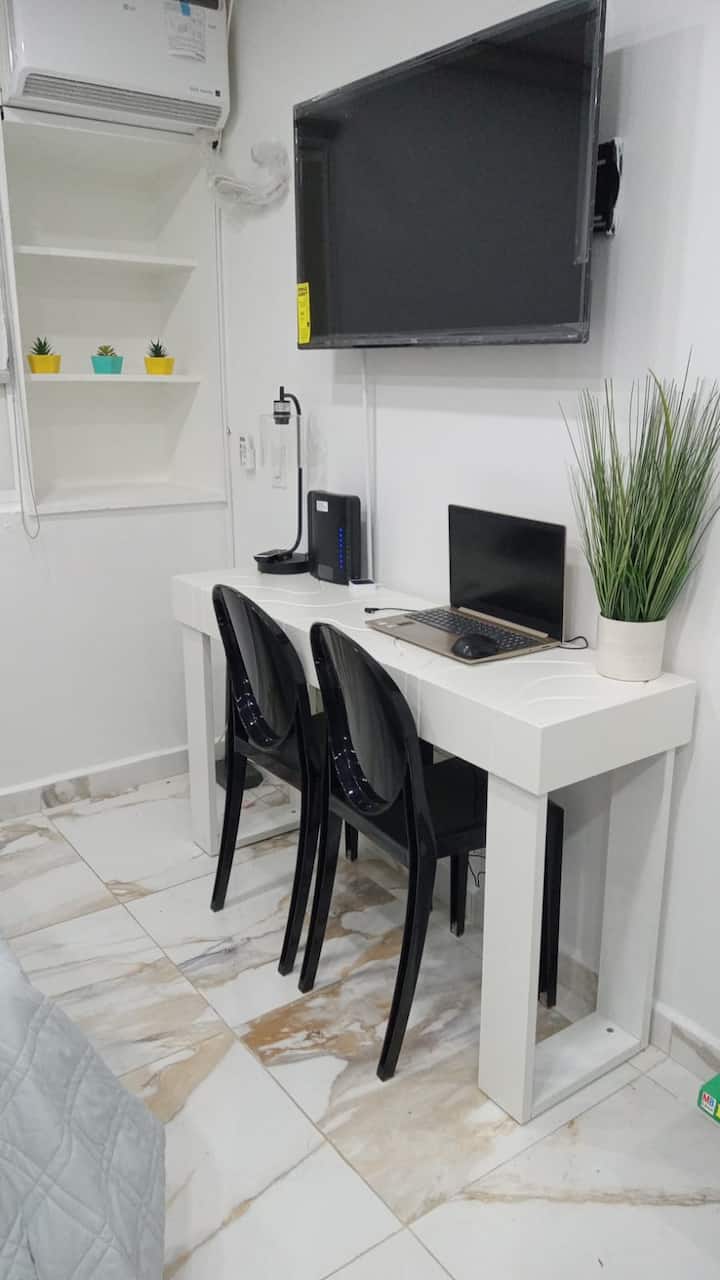 ¡Trabaja un poco o disfruta de una comida!