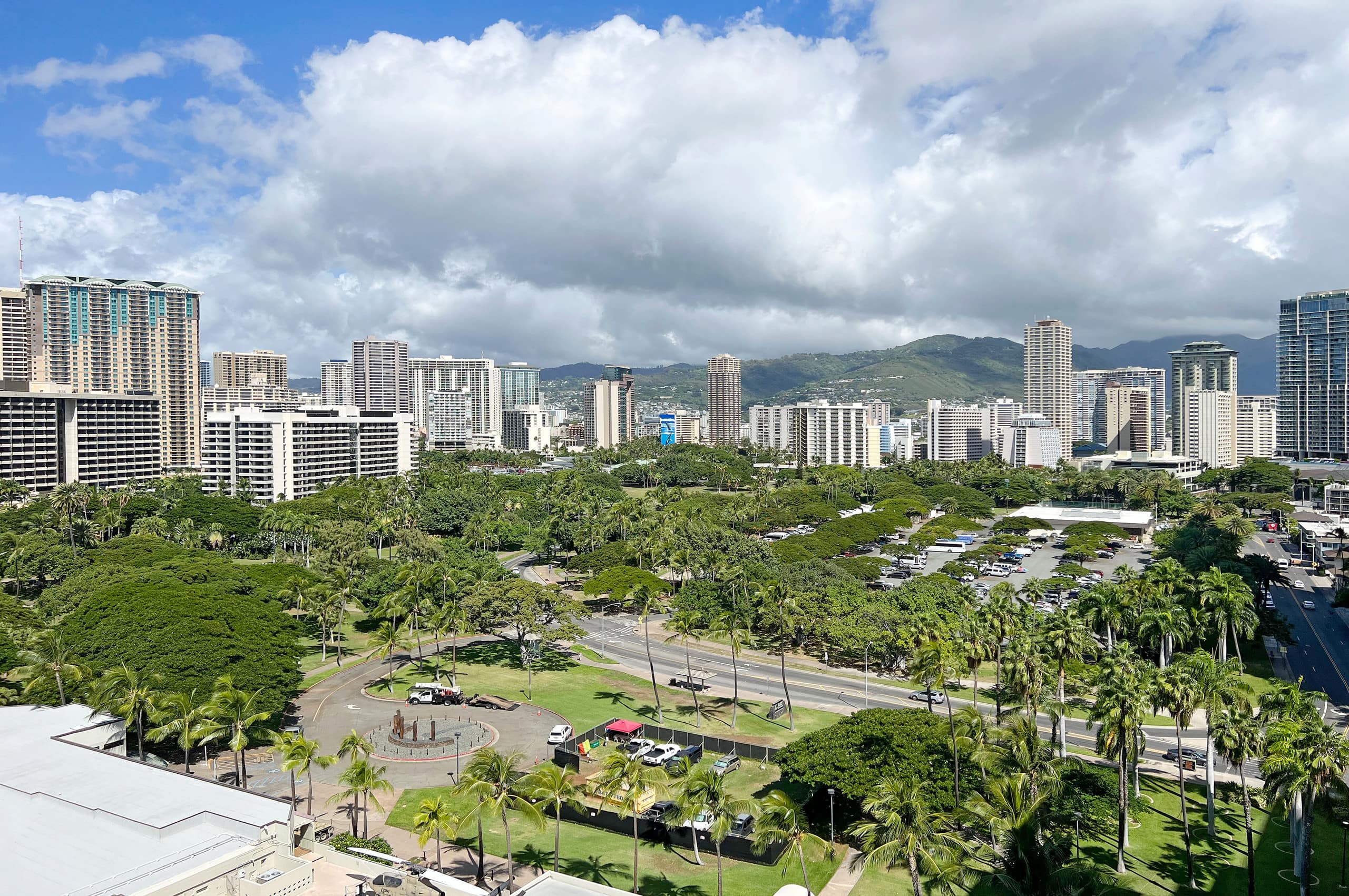 Condo in Honolulu · ★4.68 · 1 bedroom · 2 beds · 1 private bath - Image 30