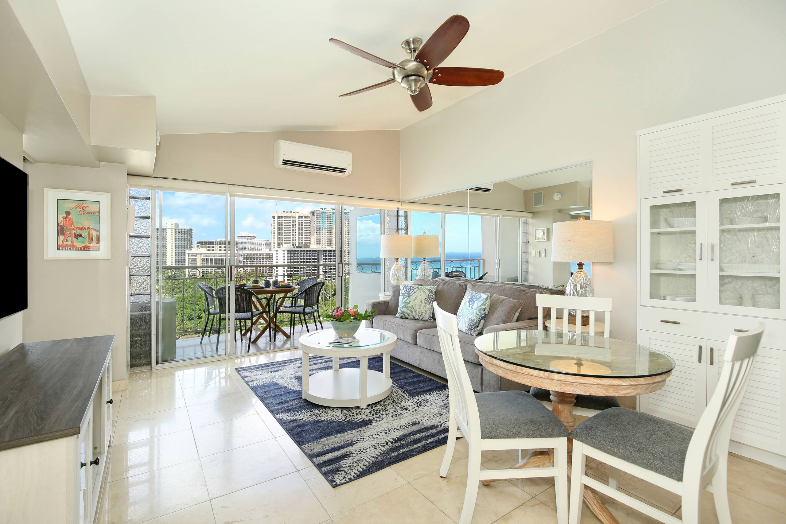 Condo in Honolulu · ★4.68 · 1 bedroom · 2 beds · 1 private bath - Image 9