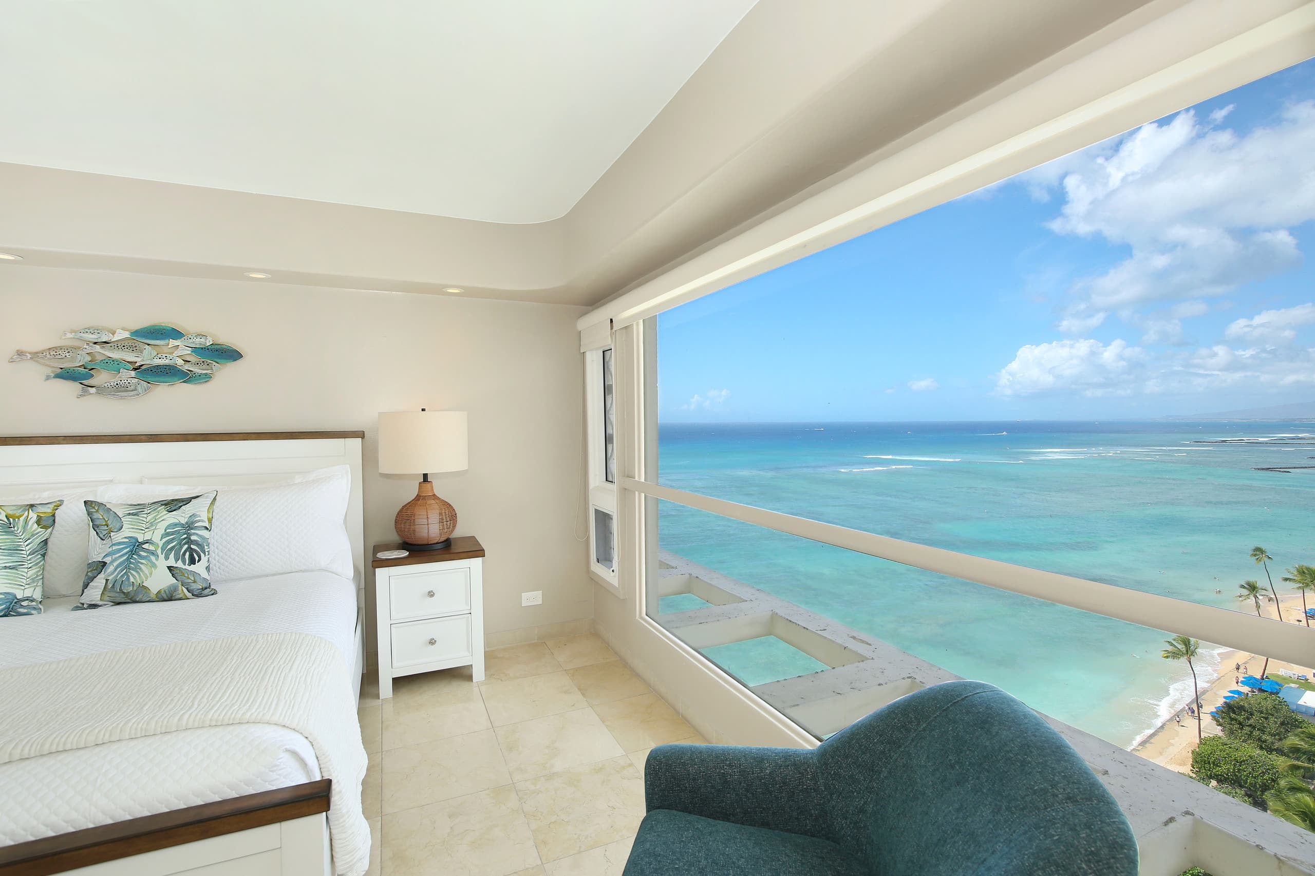 Condo in Honolulu · ★4.68 · 1 bedroom · 2 beds · 1 private bath - Image 1