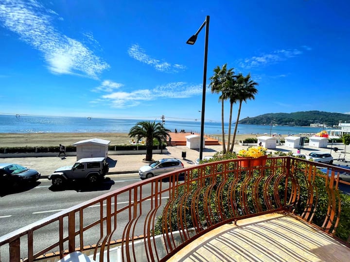 Beachfront Vacation Home Scauri Holiday Libeccio Apartments for