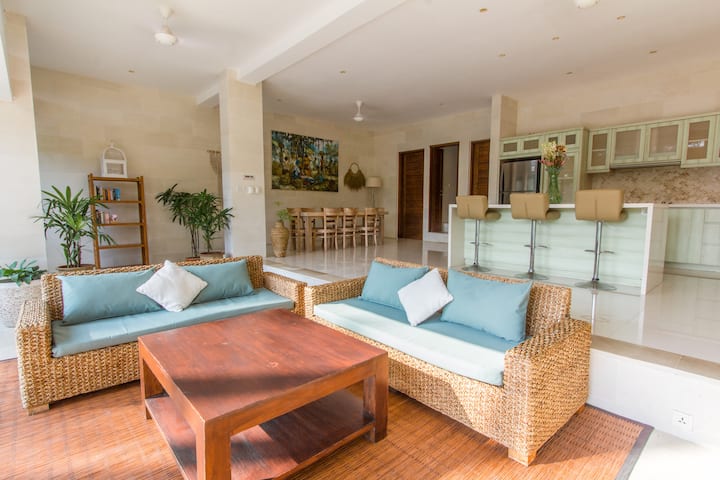 Panoramic Valley Cliffside Retreat - Ubud