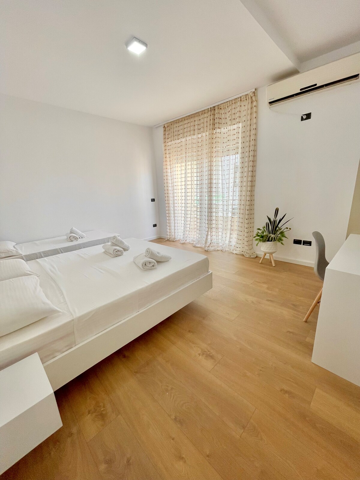 Listing 734016767610987381