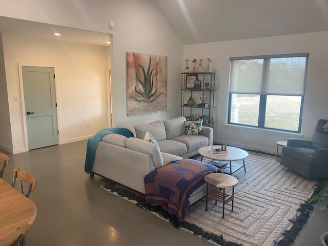 Sunset Retreat on Acreage