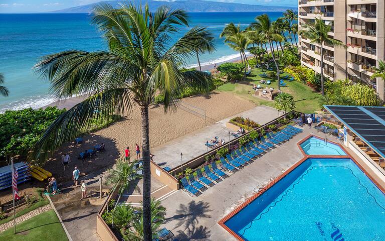 Maui Beachfront Condo Lahaina gallery image 2