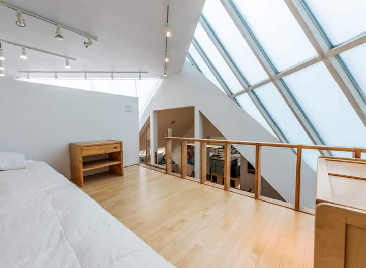 Pamje nga dhoma e gjumit Loft