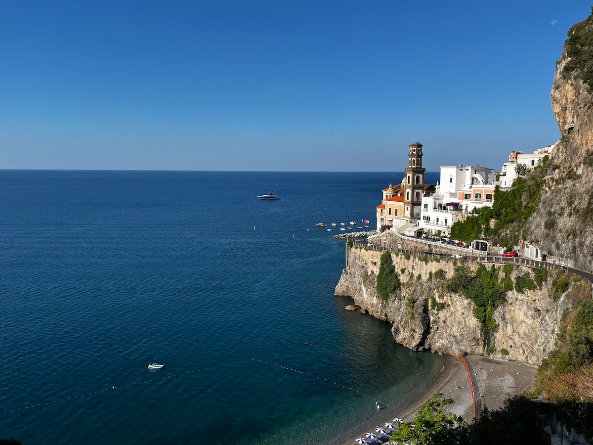 Popular Airbnb listing: Casa Angelica in Ravello