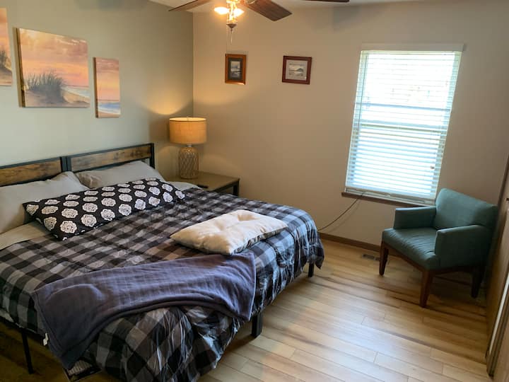 საძინებელი 1