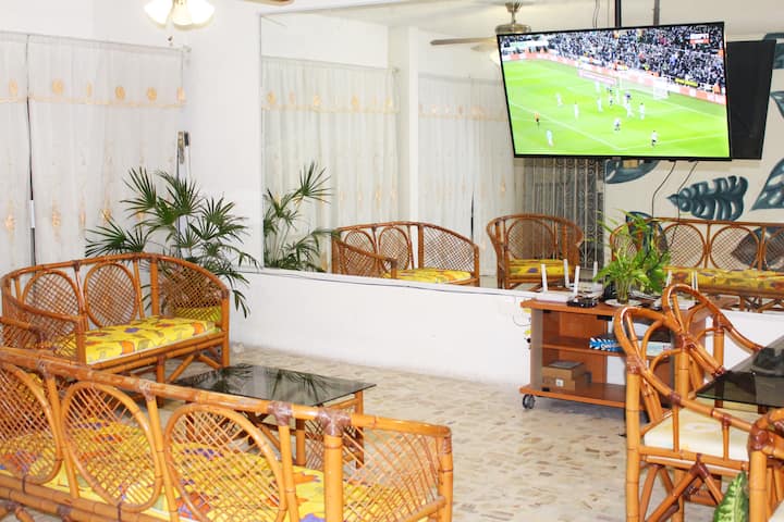 Casa Tarzan: Tropical Oasis W/private Pool! - Acapulco