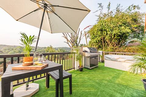 Luxurious 1 Bedroom Oasis With Private Jacuzzi