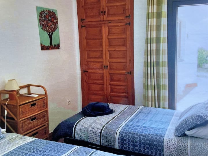 Dhomë gjumi 2