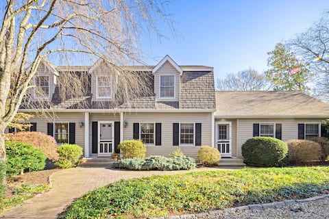 Spacious Retreat near Downtown, Aquarium & Seaport
