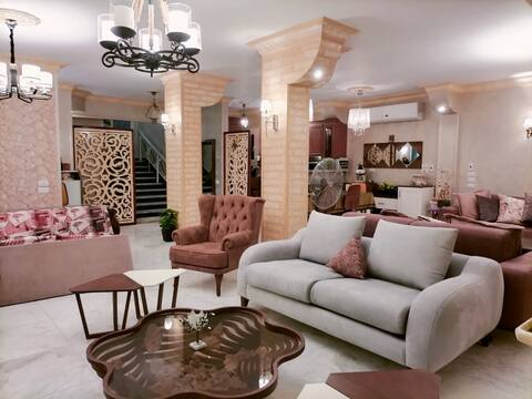 Amazing villa for big group