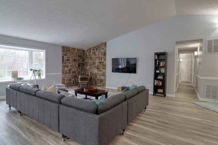 Living Room - Top Level