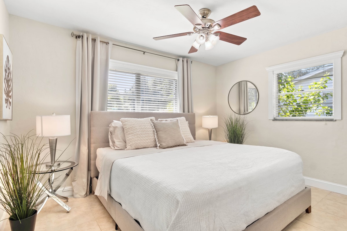 Bračni krevet (širine 180 - 200 cm) u spavaćoj sobi