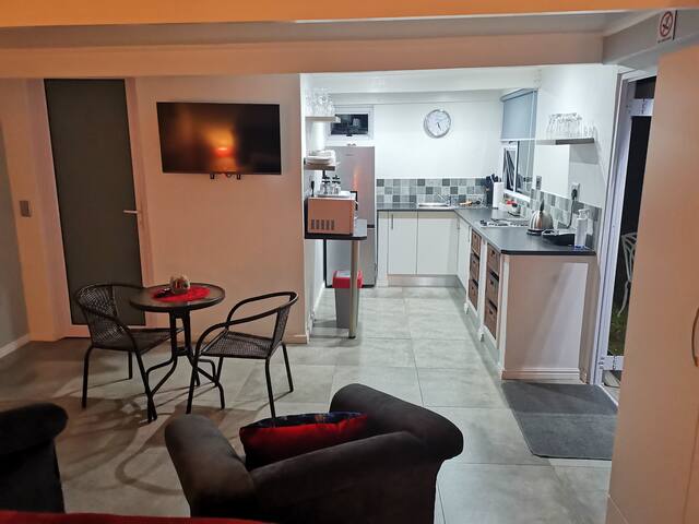 Joy’s Place – 4 Self-catering Cottages gallery image 2