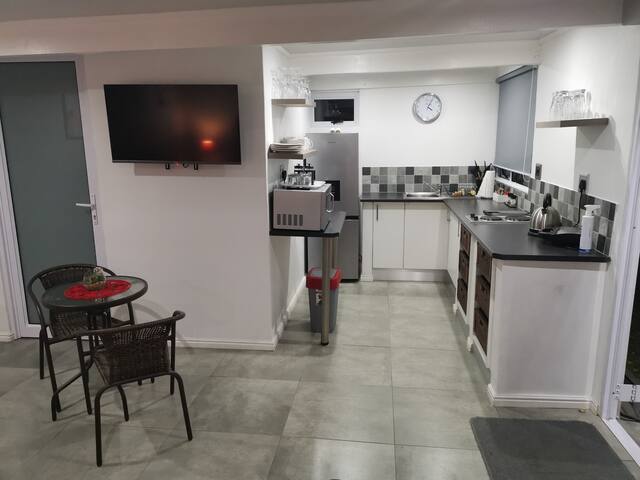 Joy’s Place – 4 Self-catering Cottages gallery image 4