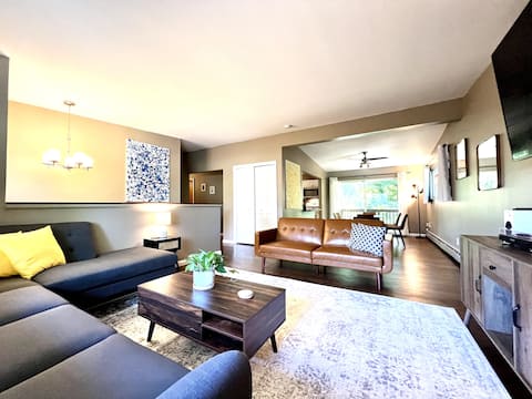 Cozy 3bdr 1 mile to Big House/Downtown w. Parking