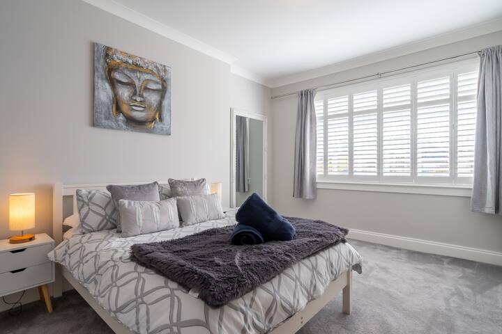 Craigey Beach Home gallery image 5