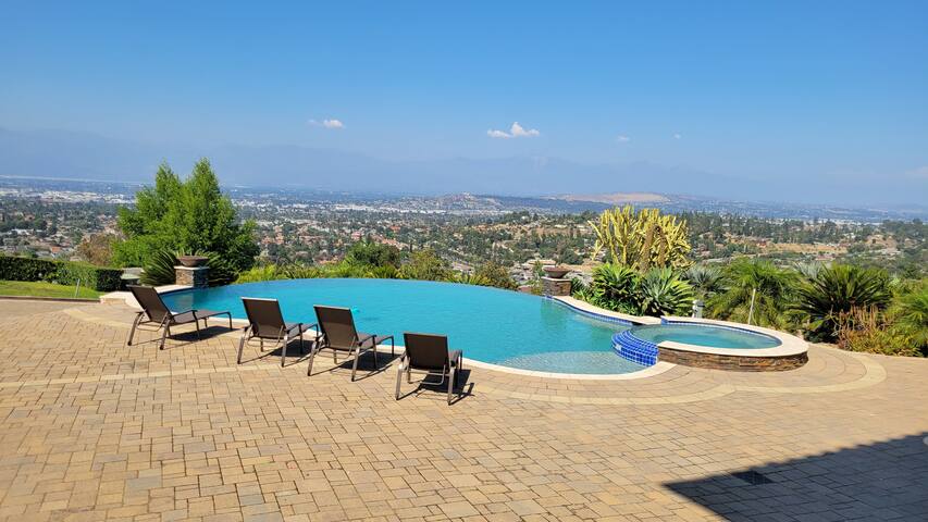 Breath-taking view Home in Hacienda Heights gallery image 2