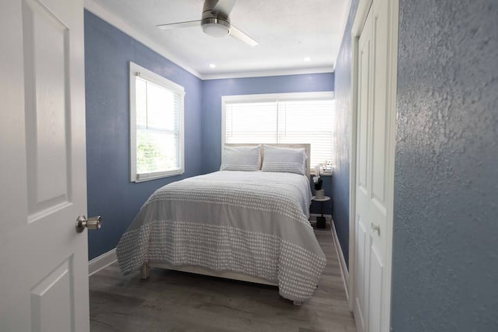 غرفة النوم 1