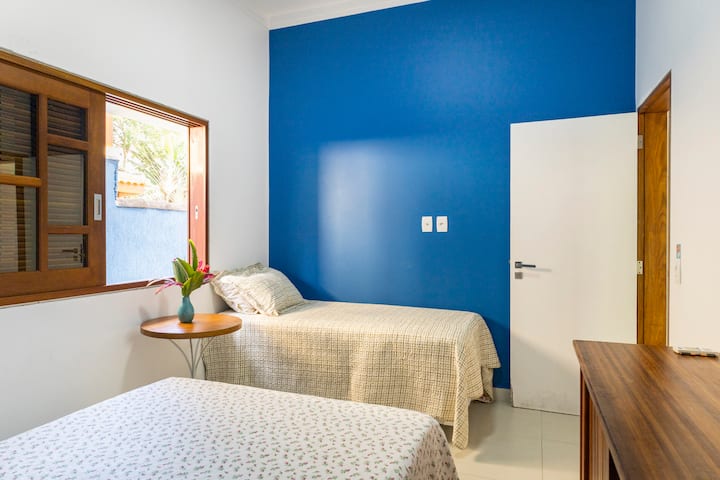Აპარტამენტი 2, ძალიან დიდი