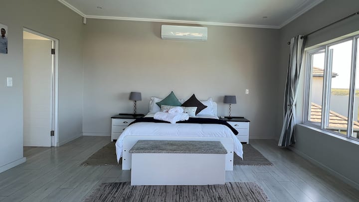 Основна спалня