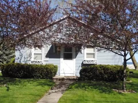 Cozy Cottage on Green Bay - Door Cty, Lambeau, Fox