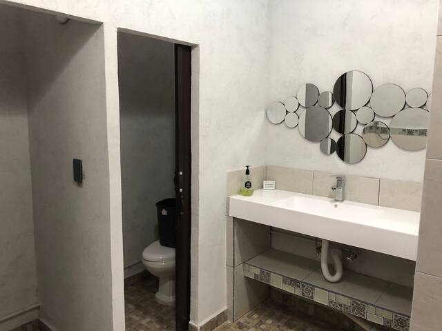 Jardín y hermosa casa para eventos y estancia gallery image 3