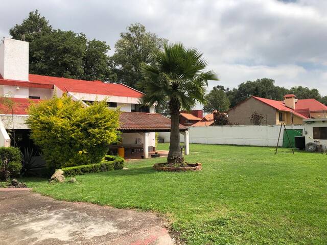 Jardín y hermosa casa para eventos y estancia gallery image 5