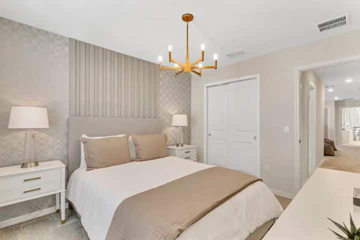 Chumba cha kulala cha Malkia cha ghorofani