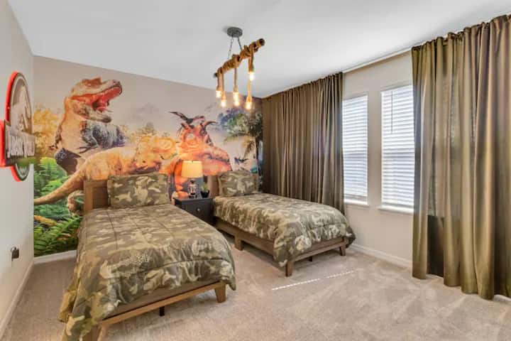 Jurassic World Suite