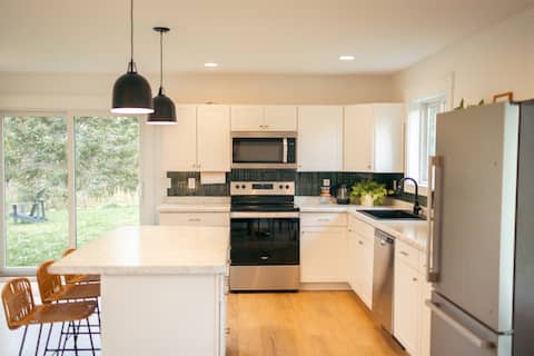 Revitalize! NEW, near gas, food, Bohemia