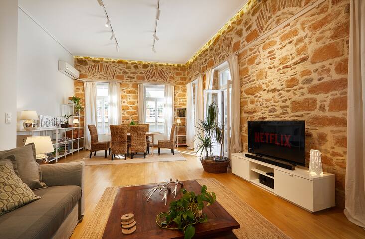 Chloe Boutique Apartments Plaka gallery image 2