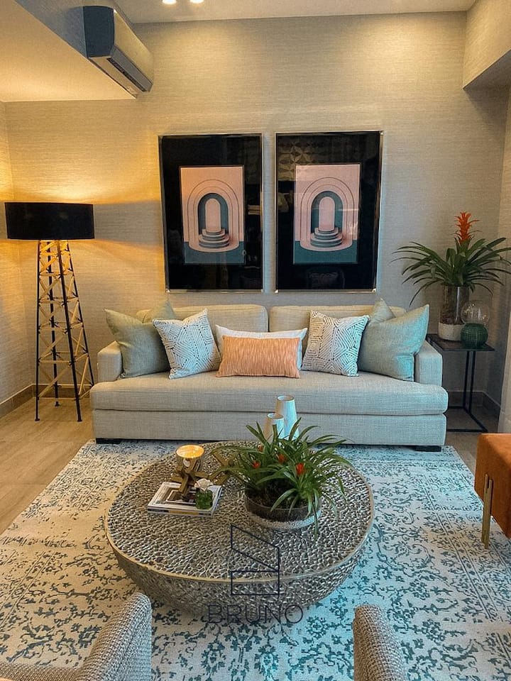 Modern and centrally located in Piantini Serviced apartments for Rent