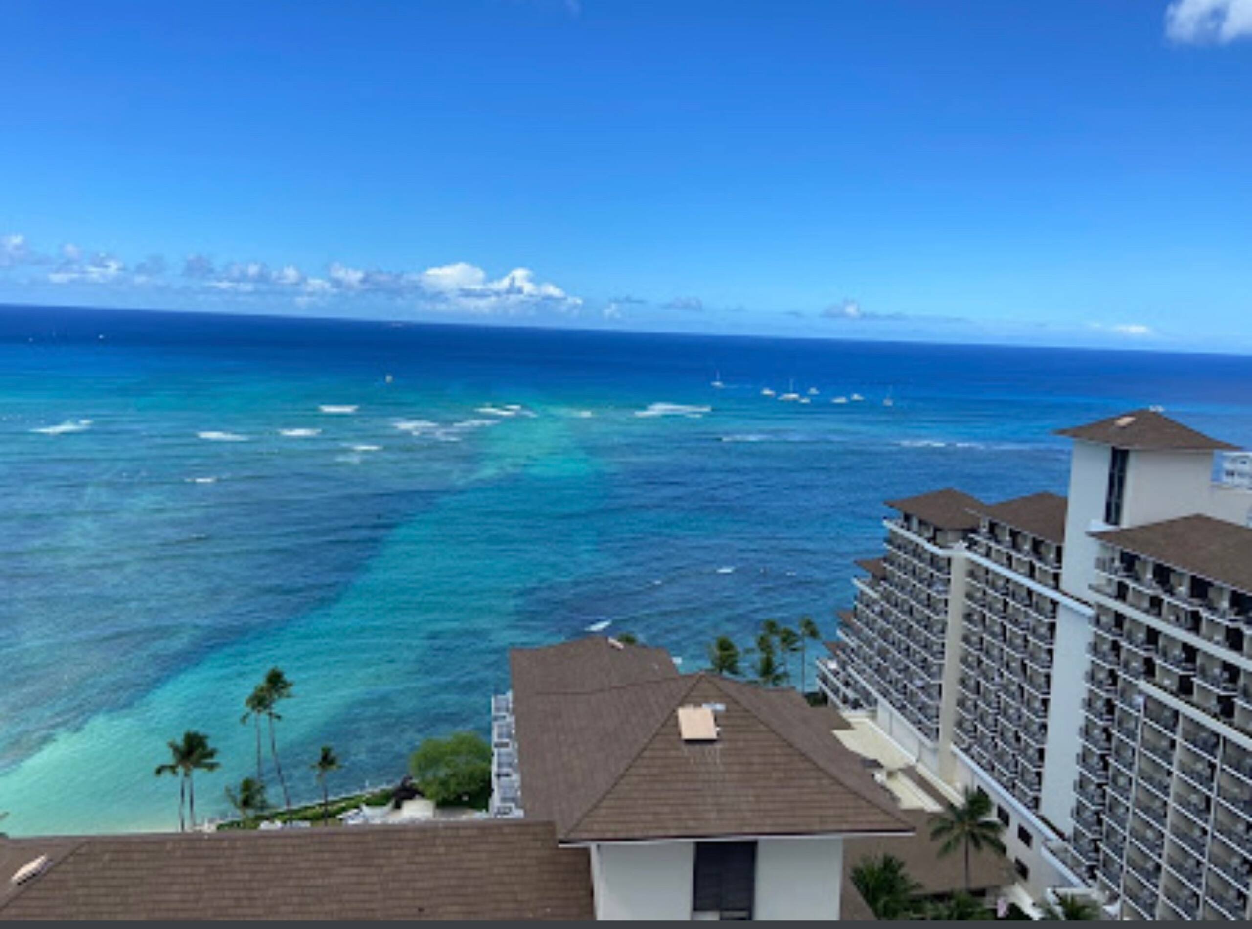 Resort in Honolulu · ★4.33 · 1 bedroom · 2 beds · 2 private baths - Image 13