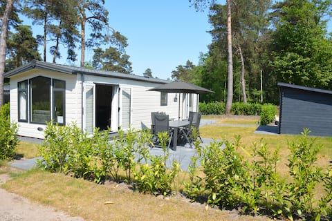 Chalet 't Veluws Huuske in the middle of the Veluwe