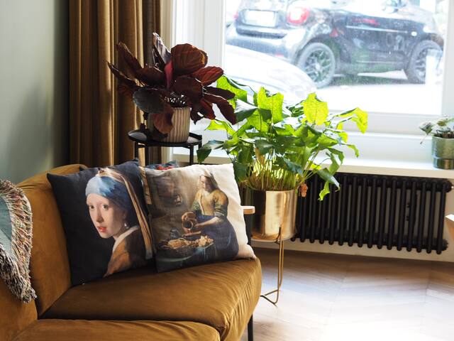 Stylish 3-floor family apartment Amsterdam center gallery image 5