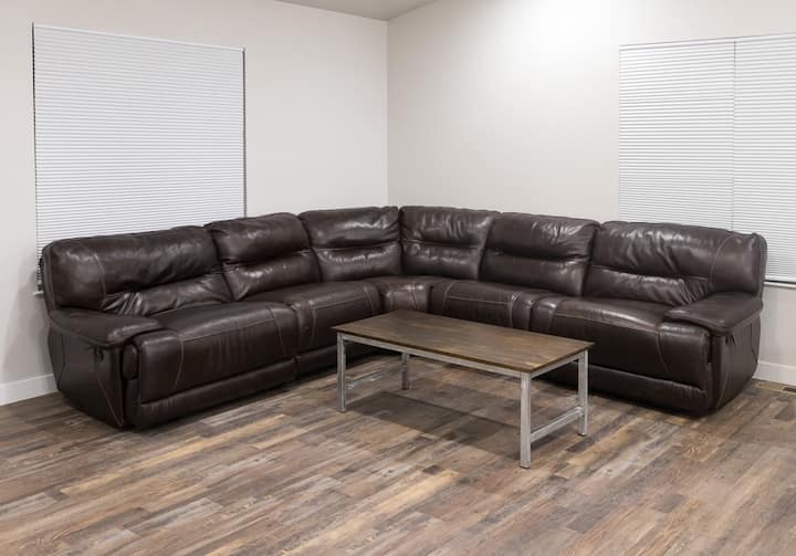 New Home Sleeps 10,  Huge Parking, & Great Views - Manila, UT